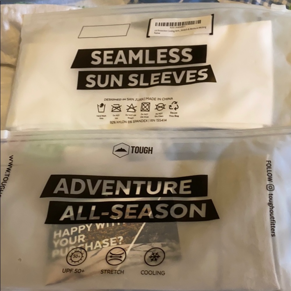 Seamless sun sleeves